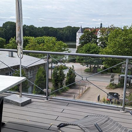 Hotel Am Wasserschloss Gluecksburg Exterior photo