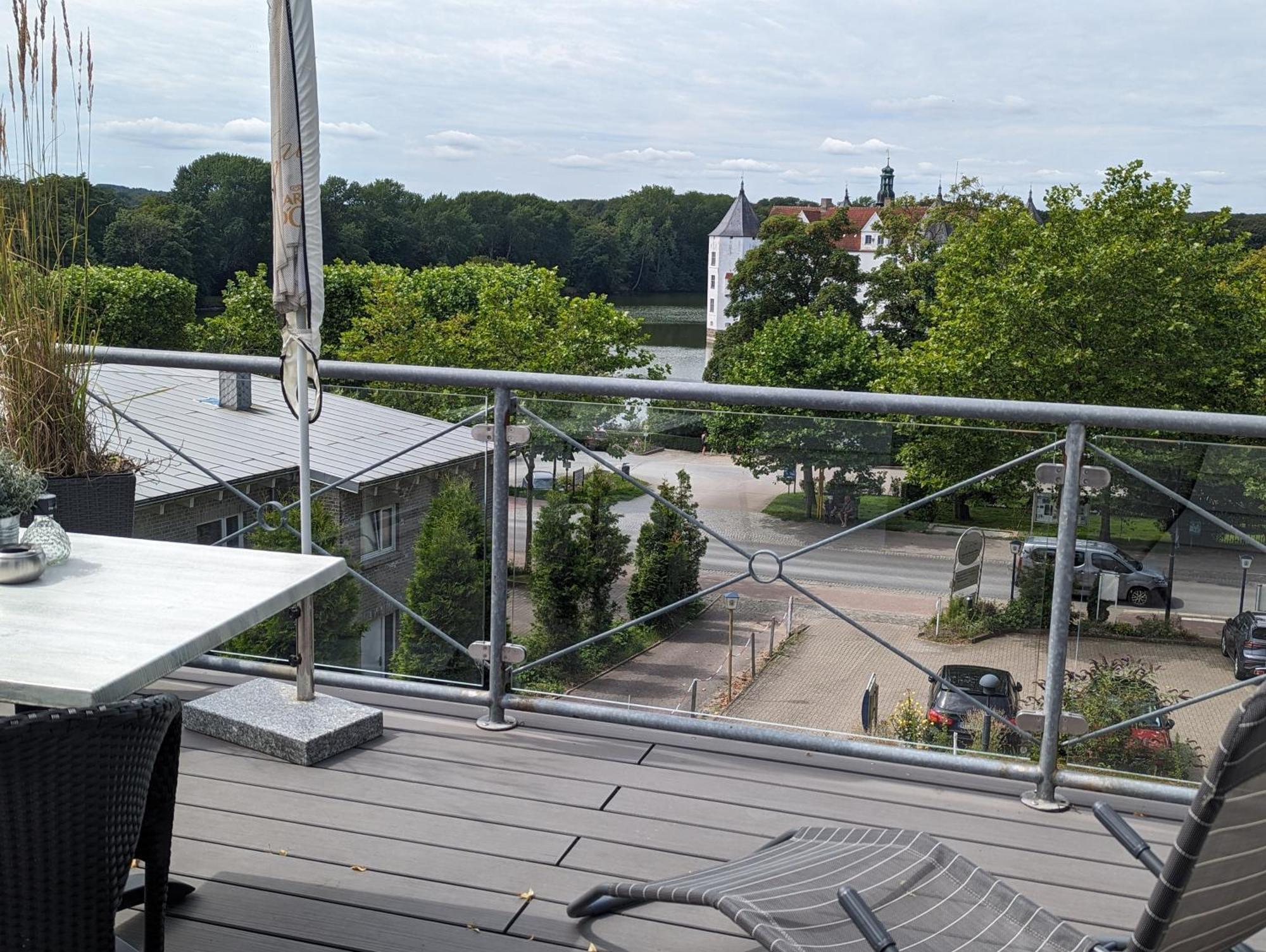 Hotel Am Wasserschloss Gluecksburg Exterior photo